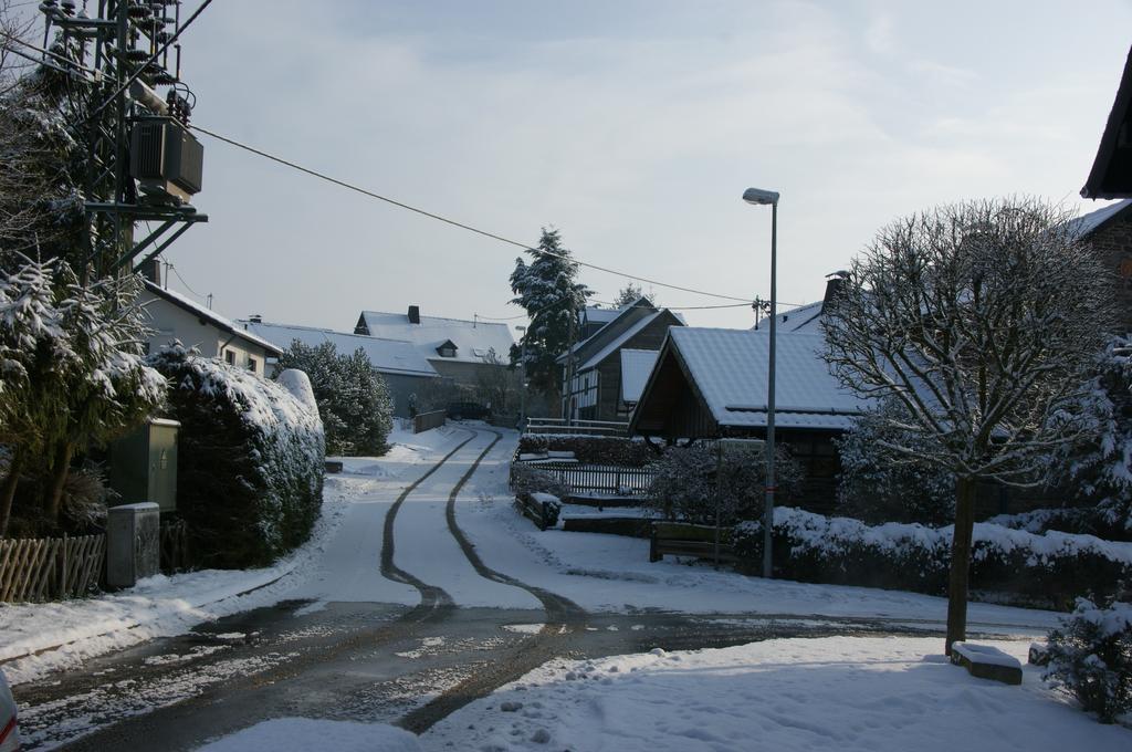 Eifelhoeve In Benenberg Hellenthal Oda fotoğraf